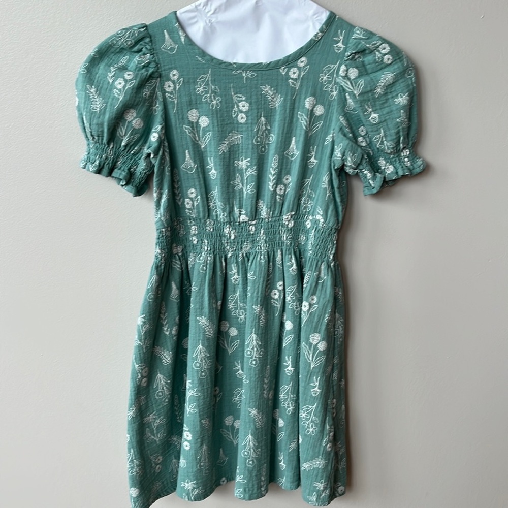 Cat and Jack Dress size 6/6x